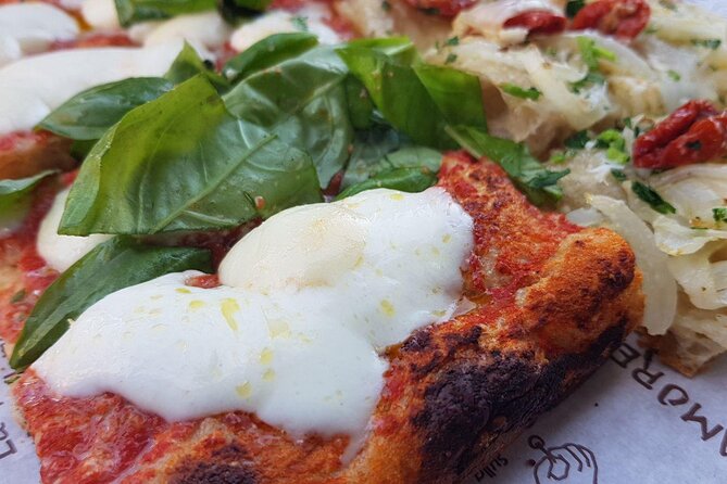 Rome: Trastevere Food tour with Free-Flowing Fine Wine - Roman pizza with beer and wine