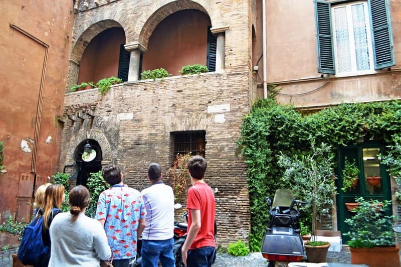 Rome: Trastevere Street Food Walking Tour with Local Expert - Ponte Sisto and the final gelato