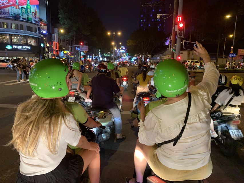 Saigon: Day-Night Sights & Local Food Tour l Female Option - Ho Thi Ky Flower Market After Dark