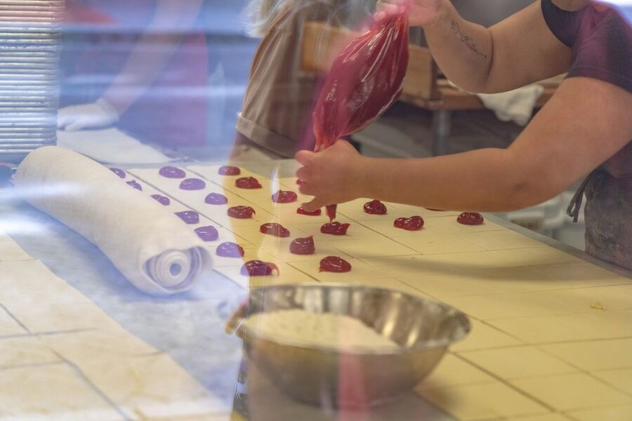 San Antonio: Historic Downtown Food and Culture Walking Tour - The guides make the difference