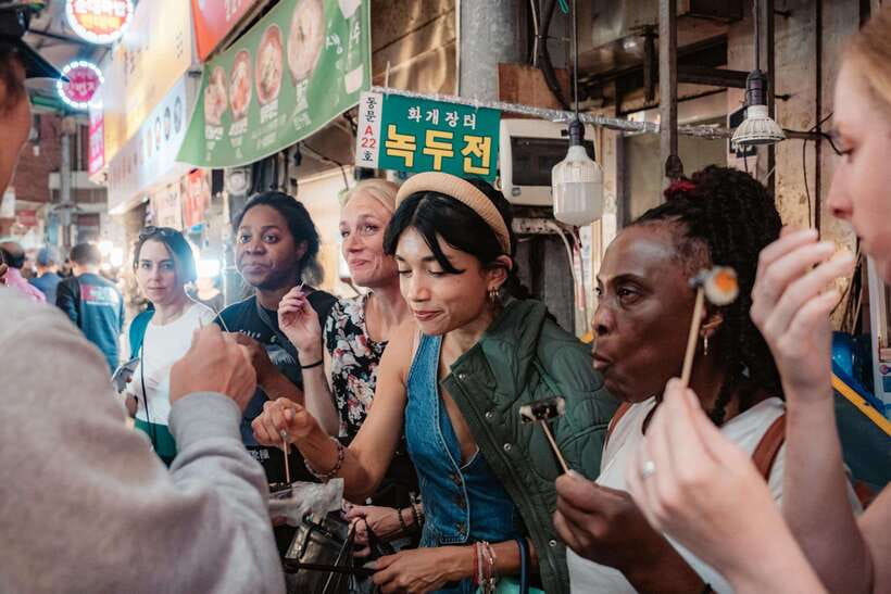 Seoul: Night Market Food Tour with Local Guide - Starting at Jongno 5-ga Station
