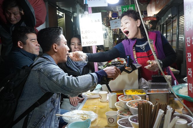 Seoul Street Food Market Tour - Why this market tour works well on a first Seoul evening