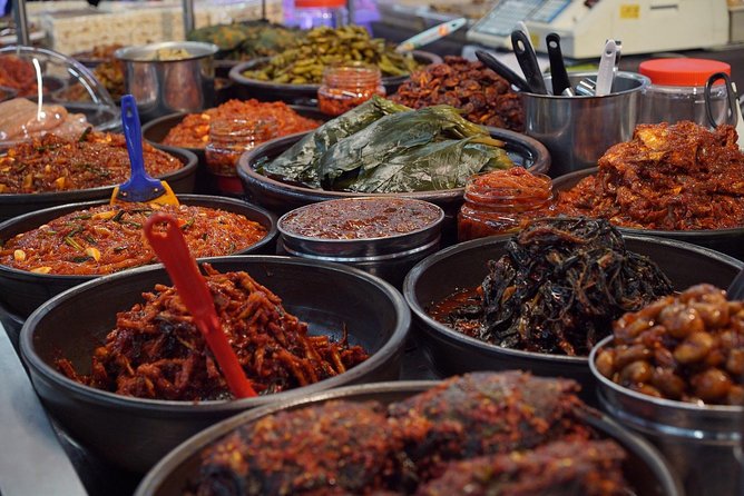 Seoul Street Food Market Tour - Why the small group matters in a market