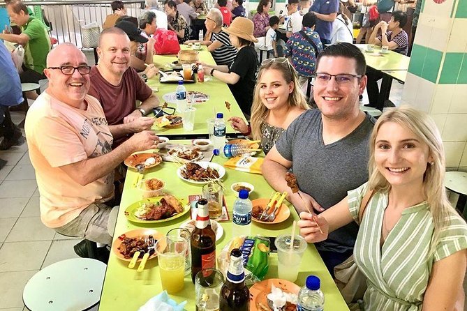 Singapore: Chinese, Indian & Arabic Quarters, Culture & Food Tour - Why this tour works as a first day in Singapore