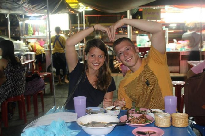 Small-Group Chiang Mai Evening Street Food Tour - Dietary needs require a careful decision