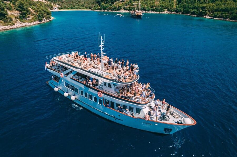 Split: Blue Lagoon, Borkko Beach & Šolta with Food & Drinks - The Blue Lagoon, the day’s main event