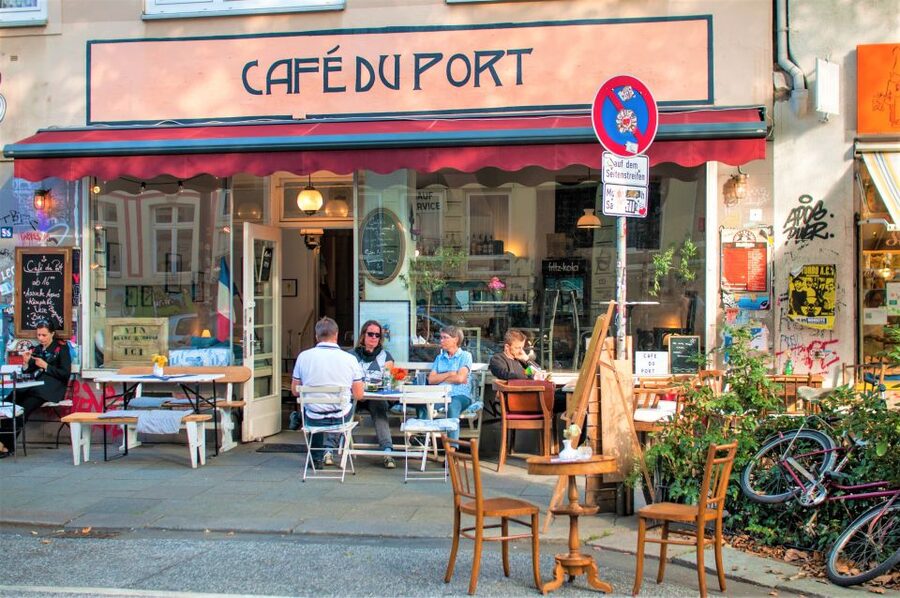 St. Pauli: Guided Food Tour with 5 Tastings - Five tastings instead of one heavy meal
