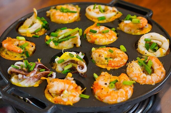 Super Niche Walking Street Food Tour in Ho Chi Minh City - The guides and the pace of the evening