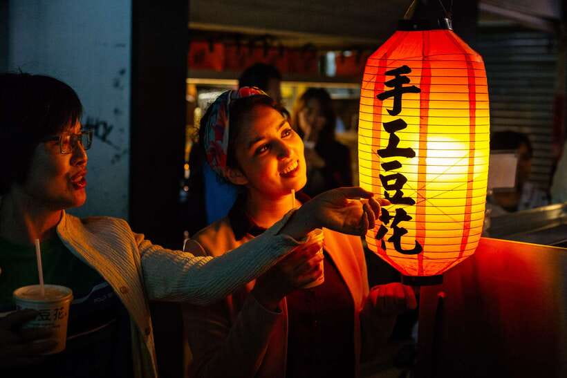Taipei: Private Food Tour – 10 Tastings with Locals - Who should book this food walk?