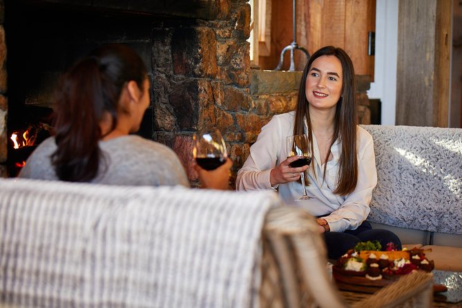 Taste of Waiheke Food and Wine Tour - Your guide can make or break the coach portion