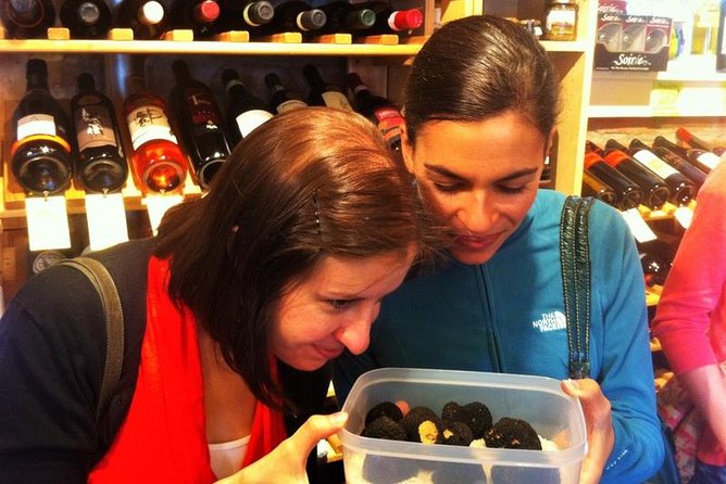 Taste Pike Place Walking Food Tour - Who should book the Taste Pike Place Walking Food Tour