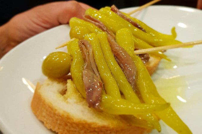 The Award-Winning Bilbao Food Tour & Wine Pairing by Basque Local - Five bars, five drinks, and plenty of food