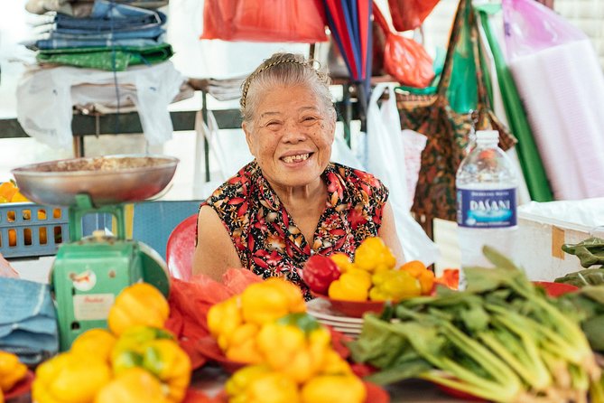 The Award-Winning PRIVATE Food Tour: 10 Tastings of 3 Cultures - Why this tour works as a first taste of Singapore