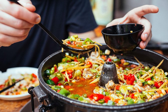 The Award-Winning PRIVATE Food Tour: 10 Tastings of 3 Cultures - Indian flavors and breads in Little India