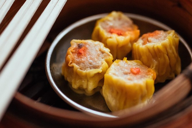 The Award-Winning PRIVATE Food Tour: 10 Tastings of 3 Cultures - Chinatown’s local favorites and Elderly Corner