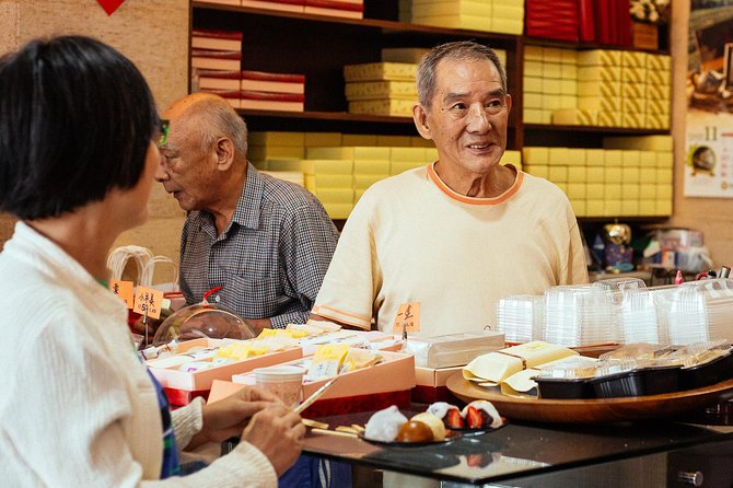 The Award-Winning Private Food Tour of Taipei: The 10 Tastings - The first tastings and the shape of the walk
