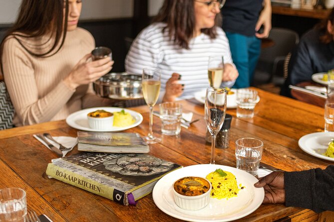 The Cape Town Essentials Food Tour - Ending at a classic Foreshore sports bar