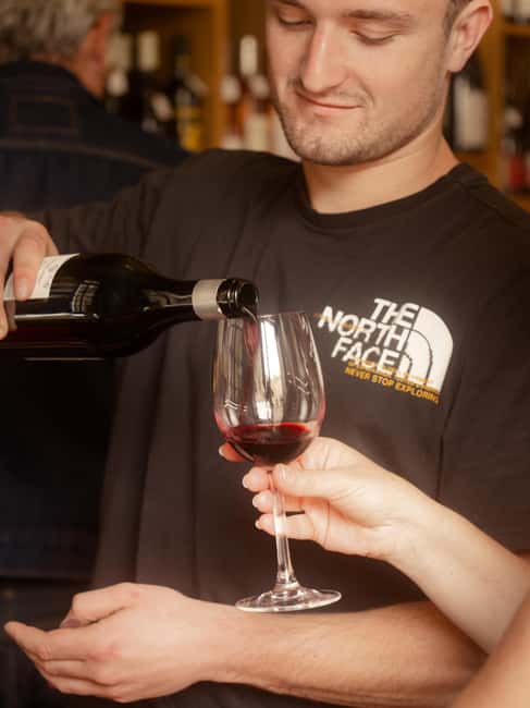 The Ultimate Bordeaux Food Tour: Full Meal & Fine Wines - Saint-Pierre and the pleasure of smaller stops