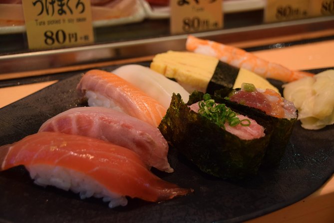 Tokyo Tsukiji Fish Market Food and Culture Walking Tour - The guides shape the experience