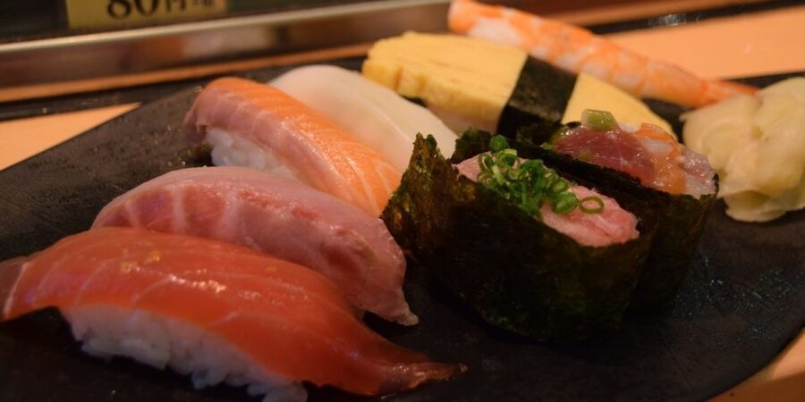 Tokyo: Tsukiji Fish Market Food and Culture Walking Tour - Who should book this food walk?
