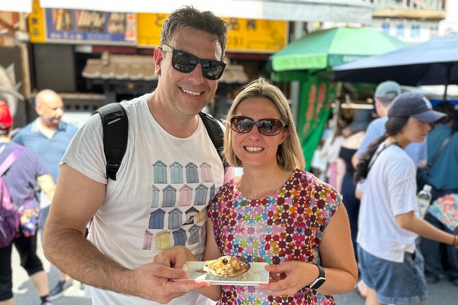 Tokyo: Tsukiji Fish Market Food and Walking tour - What the food format feels like