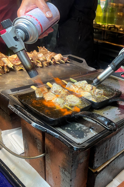 Tokyo: Tsukiji Fish Market Guided Walking Tour - The guides make the difference