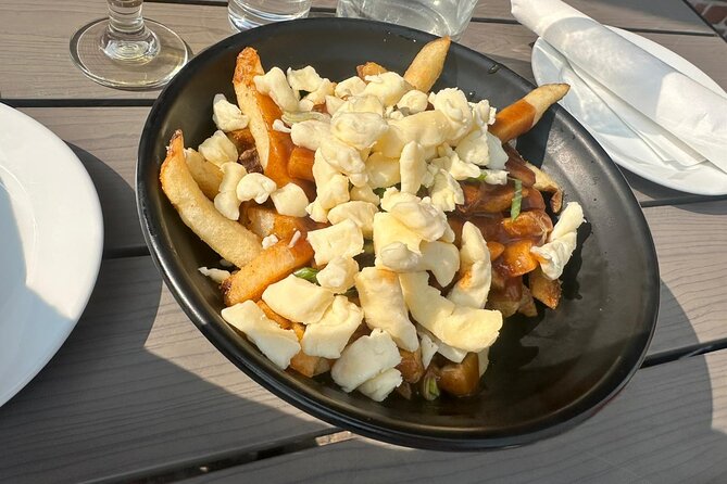 Toronto: St Lawrence Market Food Tour with 6 Food Tastings - Six tastings that can replace lunch