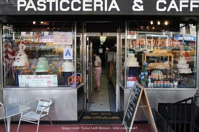 True Crime NYC: Mafia Walk w/Ret. NYPD Detective and Local Food - Second Avenue and Prohibition stories