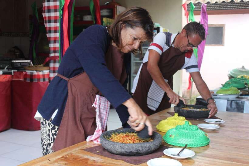 Ubud : Vegetarian & Vegan cooking class with market visit - Starting in Ubud with a local market visit