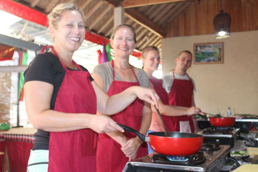 Ubud : Vegetarian & Vegan cooking class with market visit - Rice paddies and the story behind Balinese rice