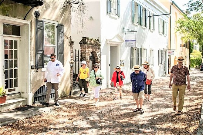 Undiscovered Charleston: Half Day Food, Wine & History Tour with Cooking Class - A cooking demonstration with Forrest Parker