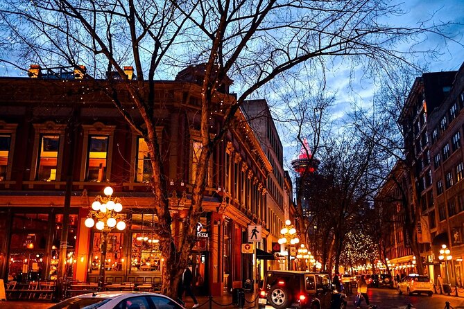 Vancouver Food Tour with 6 Tastings of Sushi, Chocolate, and more - Gastown food with a downtown history lesson