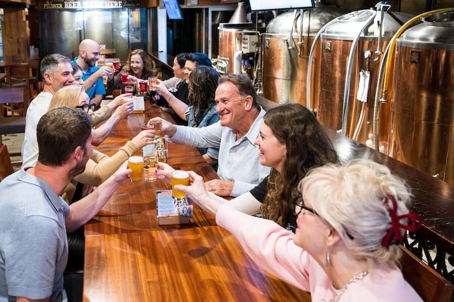Vancouver: Gastown Historical Walking Food Tour - Two hours of food, drinks, and local stories