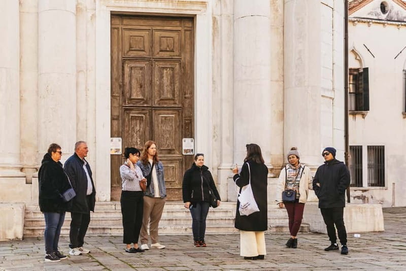 Venice: Eat Like a Local Food Tour with Wine & Spritz - Wine, Spritz, and a sweet finish