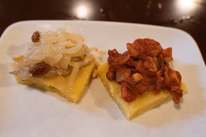 Venice Like a Local: Food, Wine & Spritz Tour with Traghetto Ride - What the guides add to the experience
