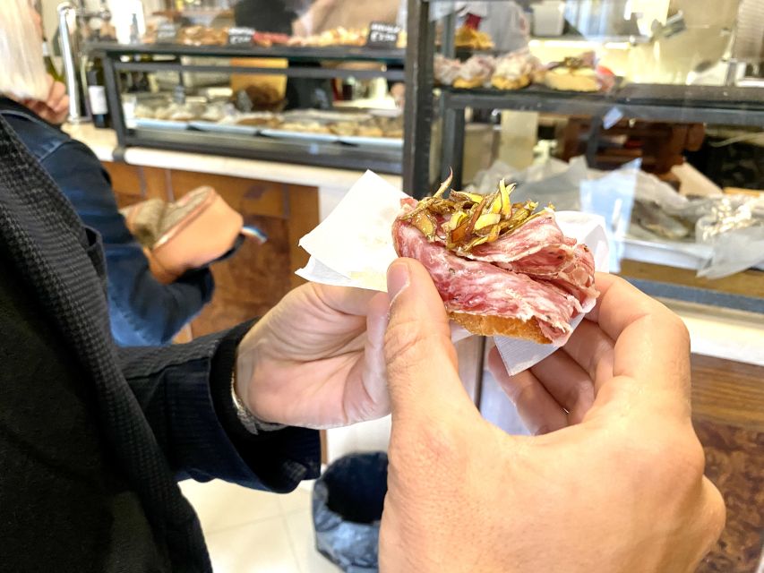 Venice: Street Food Tour with a Local Guide and Tastings - Cicchetti in the city’s small bàcari