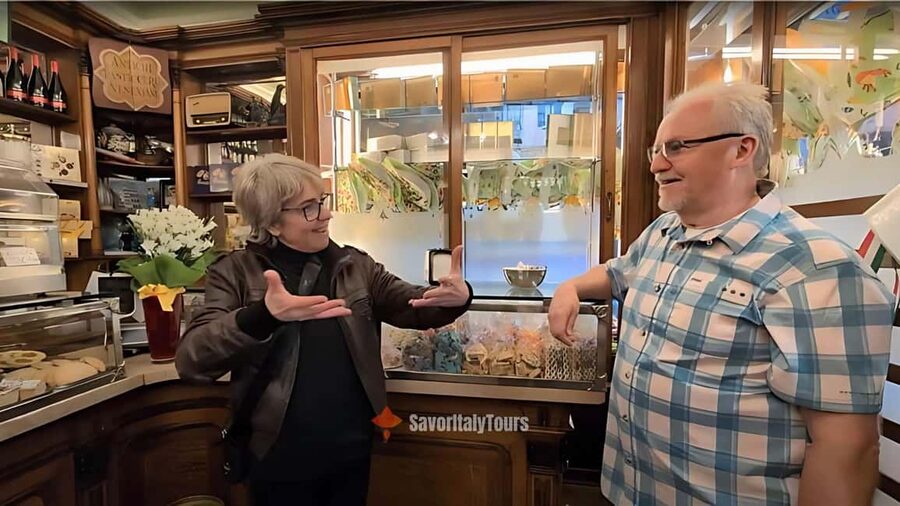 Venice: Sunset Walking Tour with Food and Wine Tastings - From classic cod to seasonal local fish