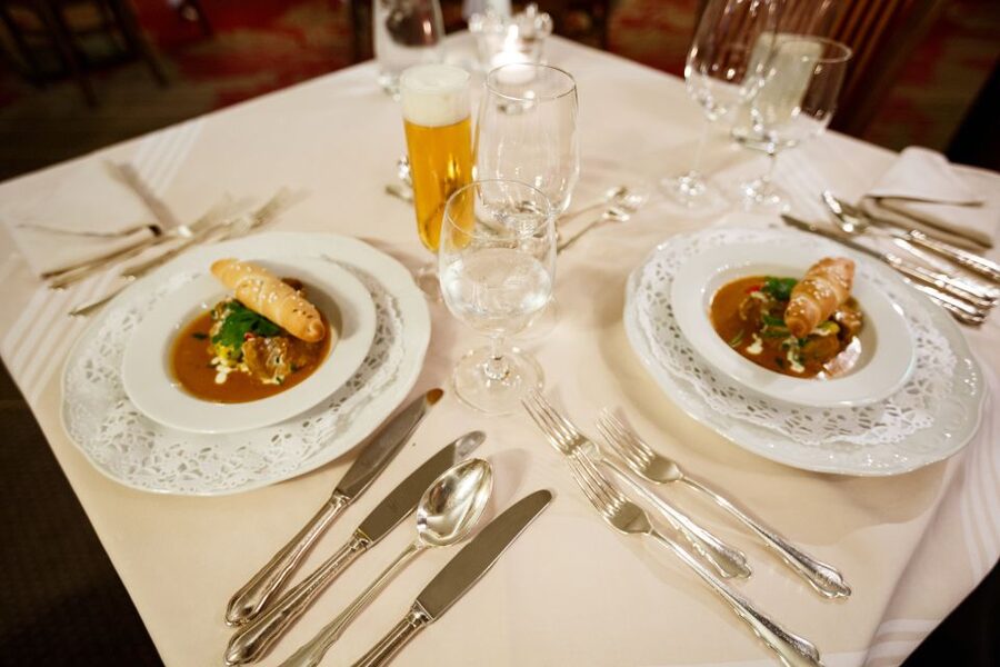Vienna: Culinary Experience at Restaurant Stefanie - Schnitzel, potato salad, and the Viennese table