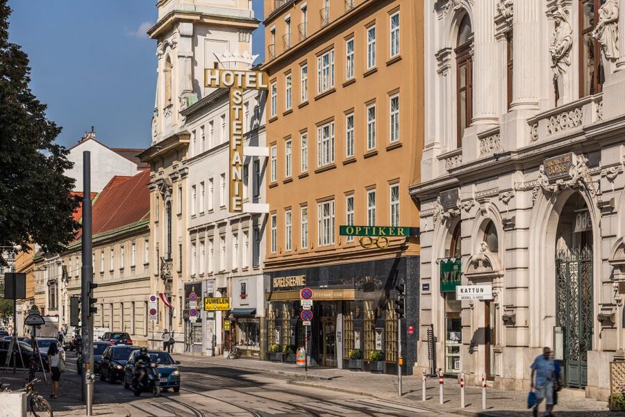 Vienna: Culinary Experience at Restaurant Stefanie - What arrives at the table