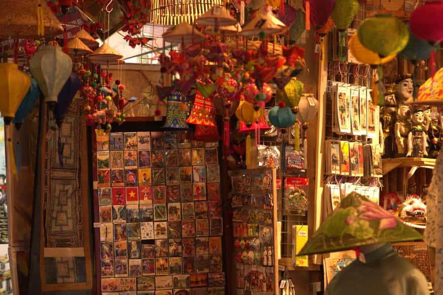 Weekend Hanoi Night Market & Street Food Tour - Key points to know