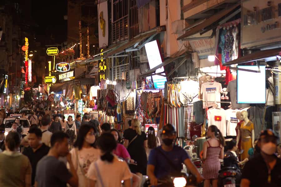 Weekend Hanoi Night Market & Street Food Tour - Who should book this Hanoi food walk?