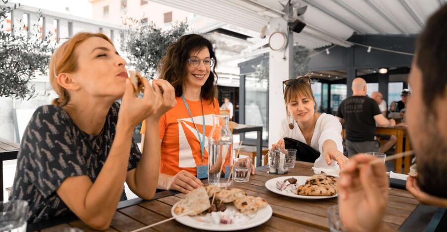 Zagreb: Food Tour with Tastings - Burek, kobasice, and ćevapi